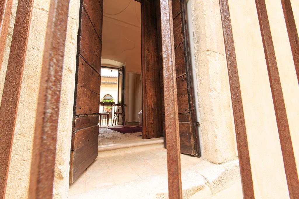 Casa Rosati Ξενοδοχείο Fontecchio Εξωτερικό φωτογραφία