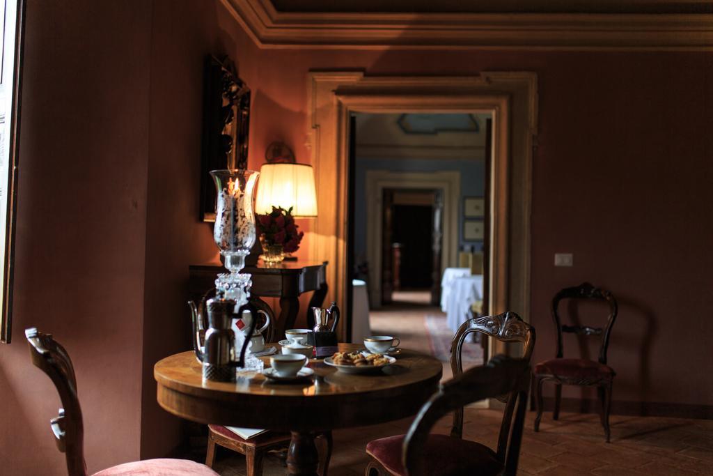 Casa Rosati Ξενοδοχείο Fontecchio Εξωτερικό φωτογραφία