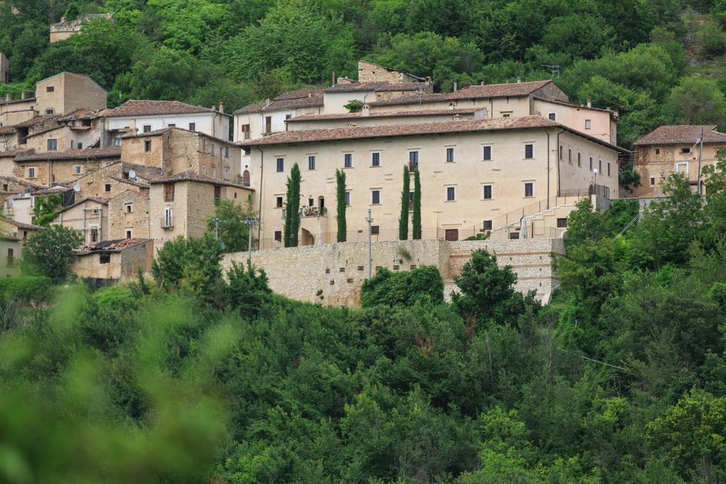 Casa Rosati Ξενοδοχείο Fontecchio Εξωτερικό φωτογραφία