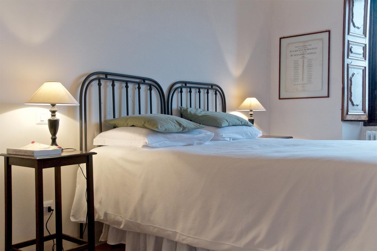 Casa Rosati Ξενοδοχείο Fontecchio Εξωτερικό φωτογραφία