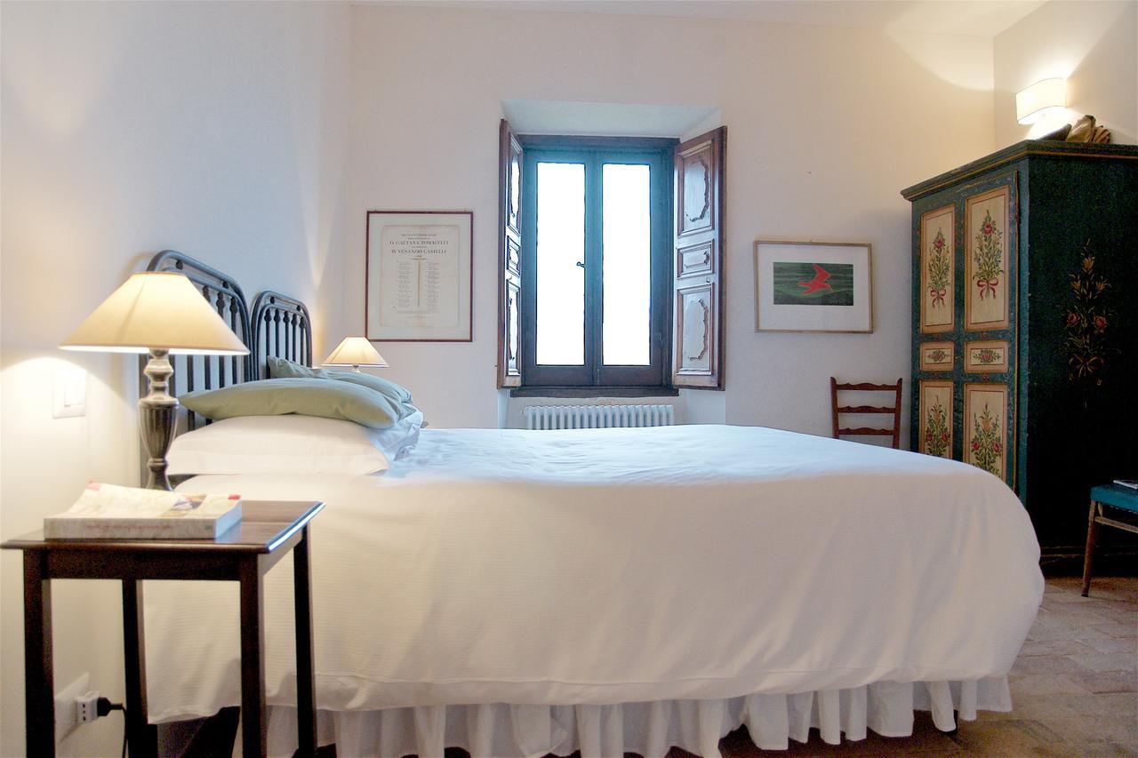 Casa Rosati Ξενοδοχείο Fontecchio Εξωτερικό φωτογραφία